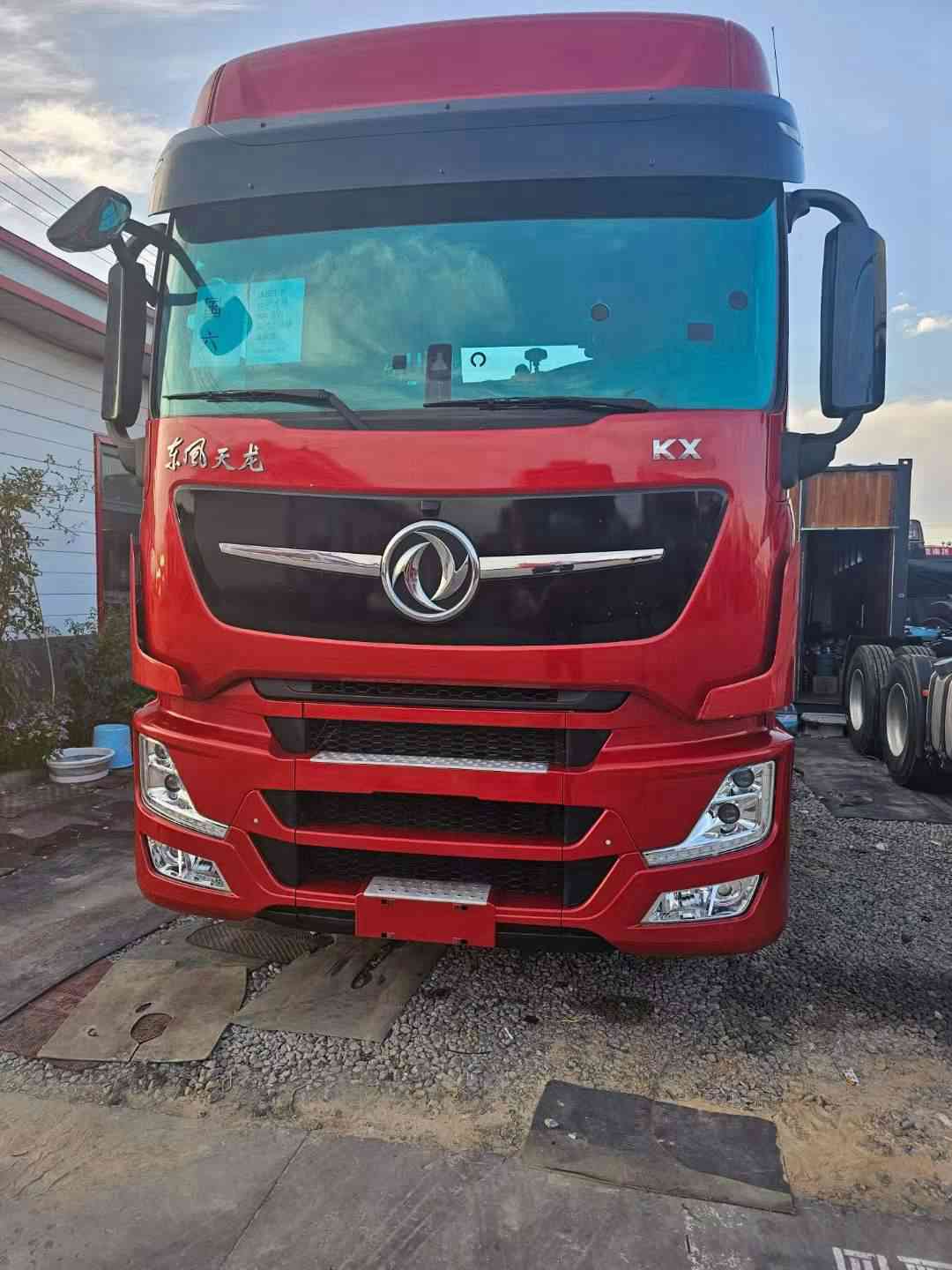 二手國(guó)六天龍旗艦