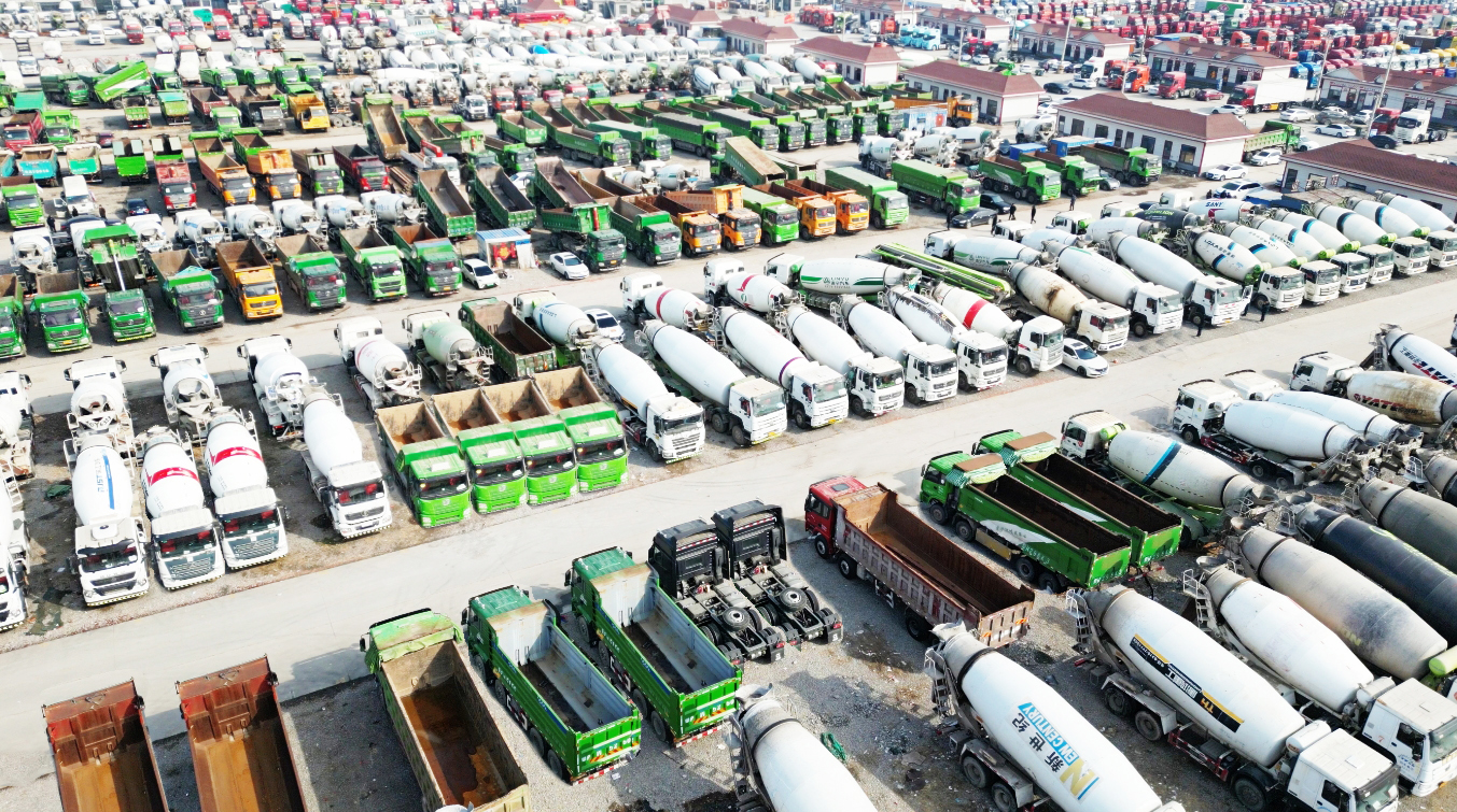 梁山華通二手車市場|二手攪拌車實景