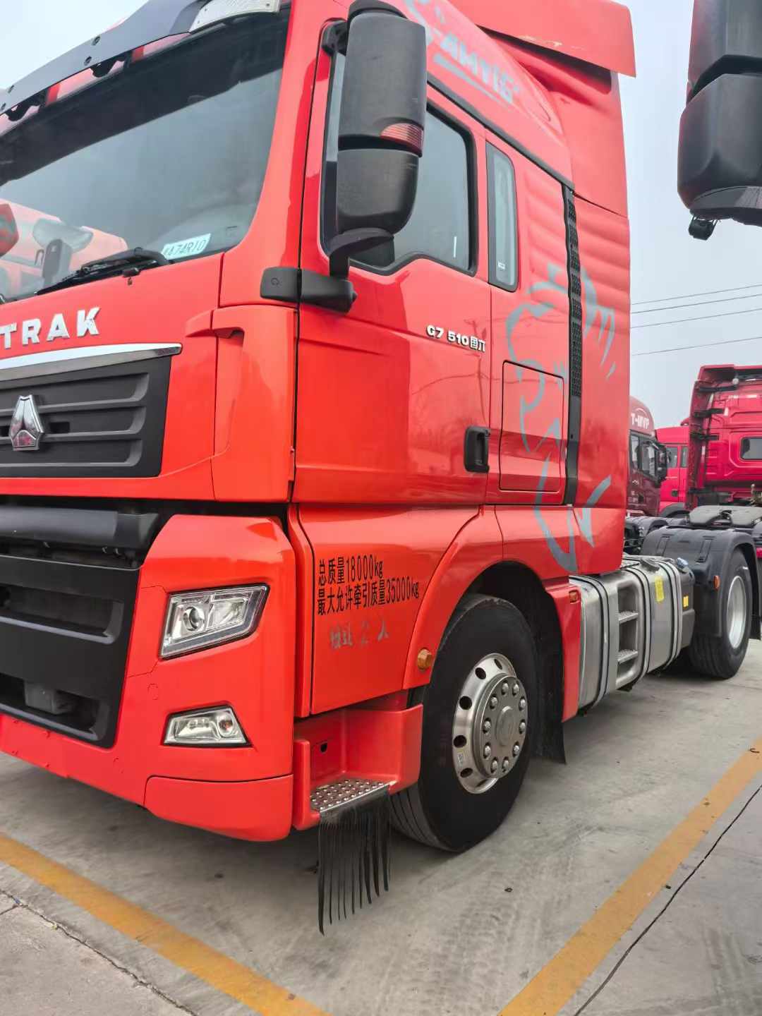 二手單驅(qū)汕德卡牽引車