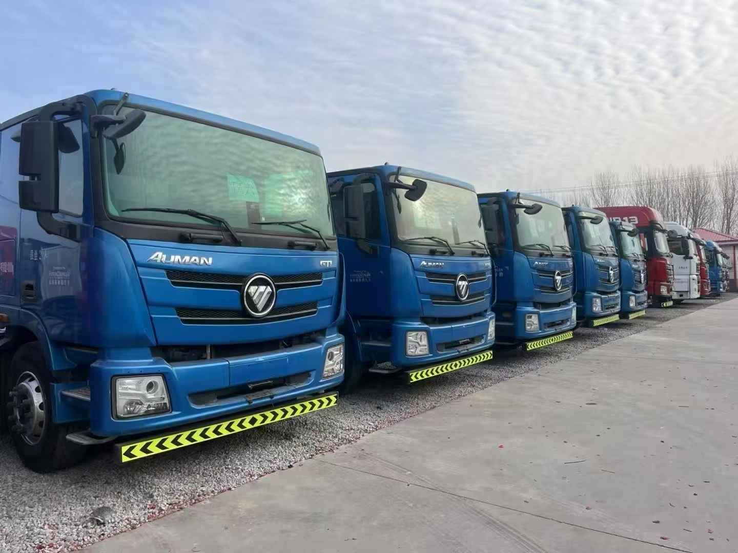 購買二手牽引車時檢查車輛事故歷史的方法？